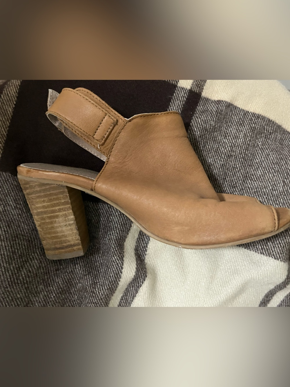 Softmoc Tan Open-Toe Stacked Heel Slingback Mule